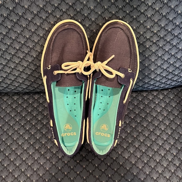 Crocs Boat Shoes, Size 7 - Picture 2 of 6